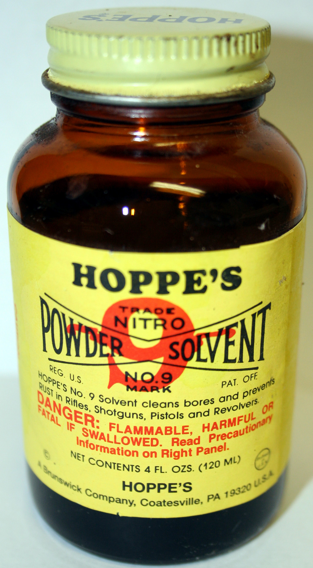 Hoppe's No. 9 gun cleaning solvent