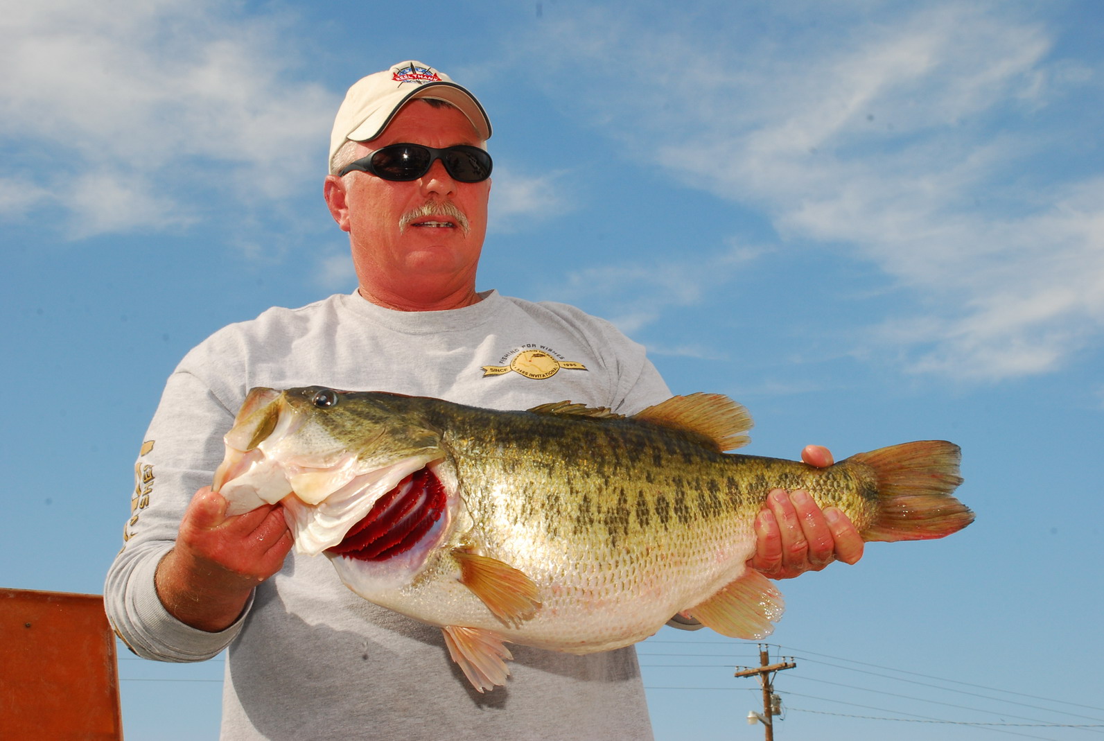 fishing planet how to catch bass in texas
